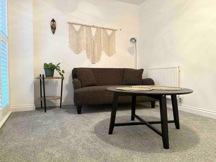 Serene Home Ideally Connected To Central London Бромлі Екстер'єр фото